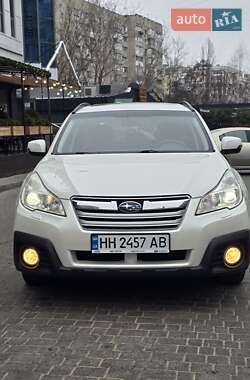 Універсал Subaru Outback 2013 в Одесі