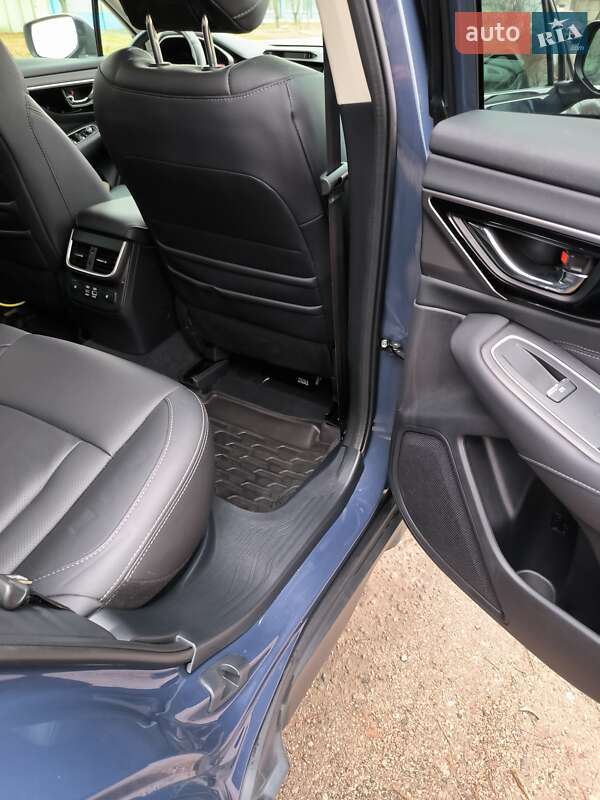 Внедорожник / Кроссовер Subaru Outback 2022 в Днепре