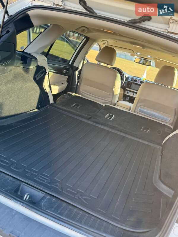 Универсал Subaru Outback 2015 в Подольске