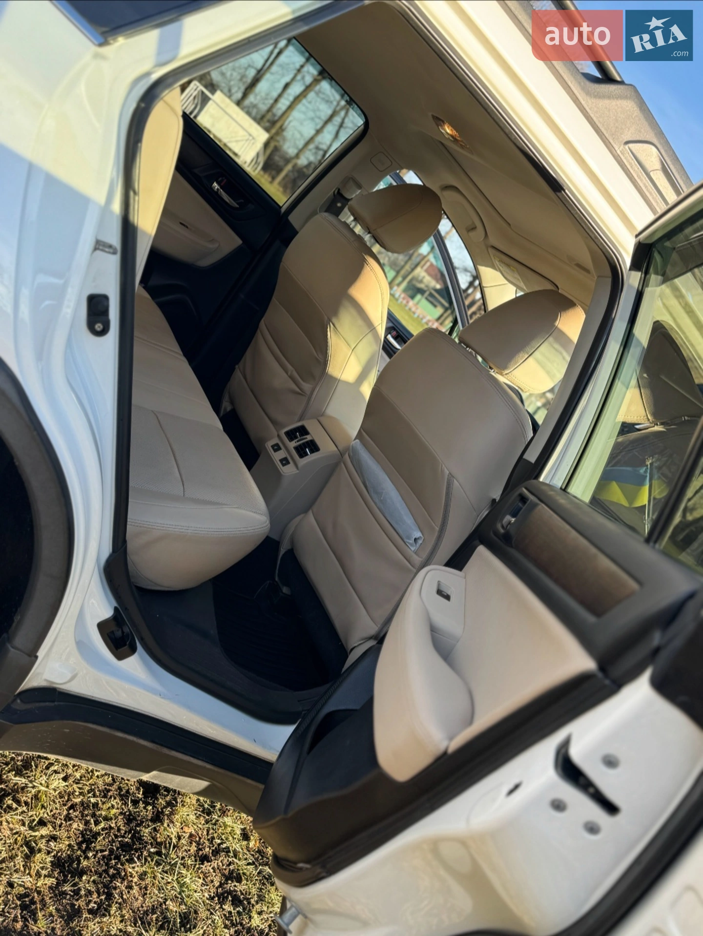 2015 Subaru Outback - мініатюра 23