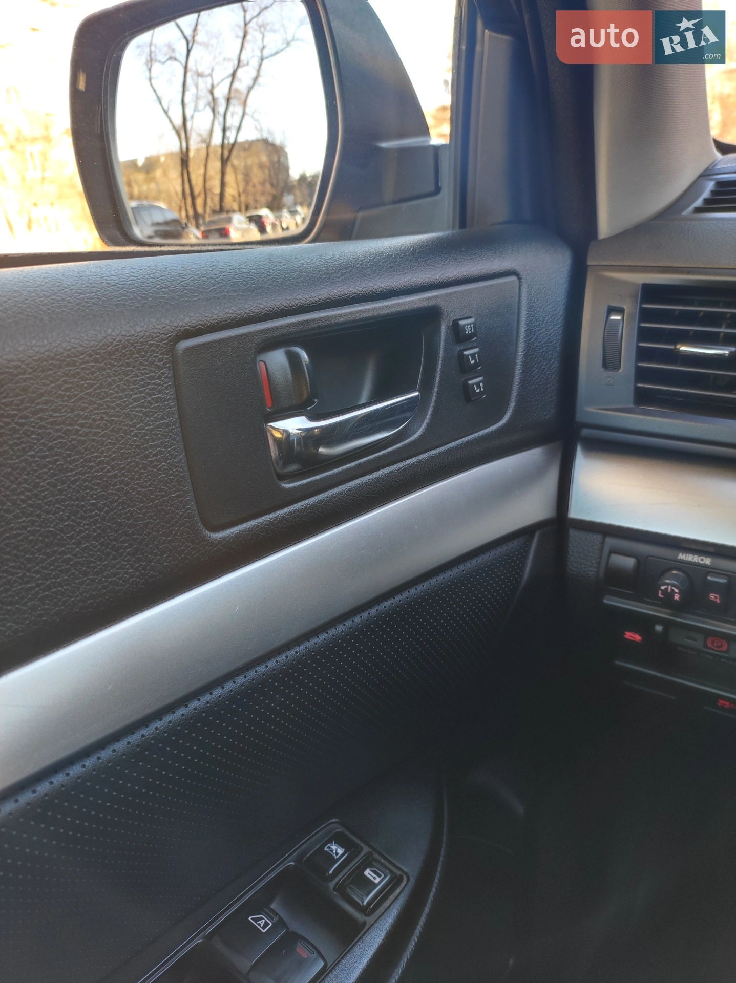 2011 Subaru Outback - мініатюра 6