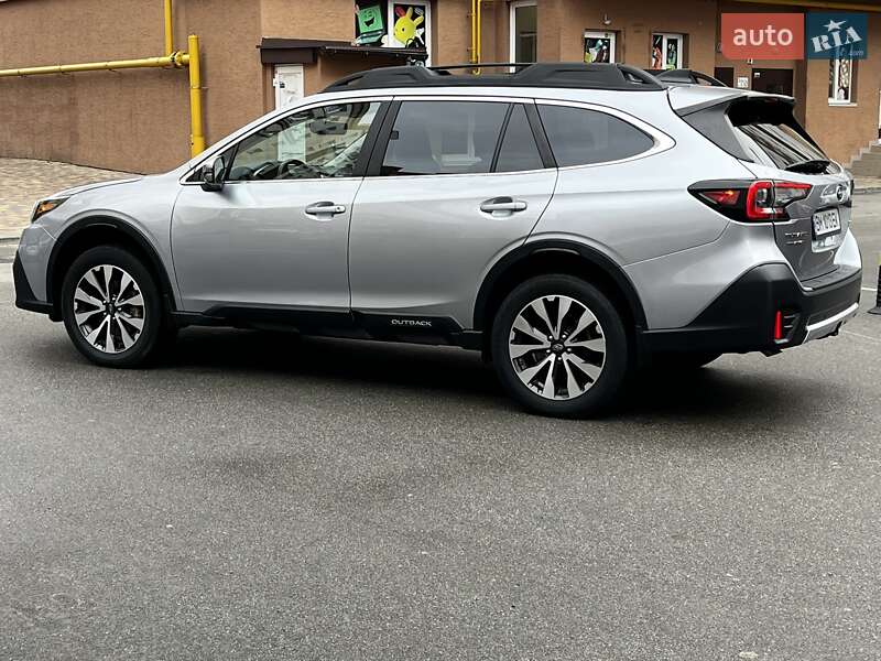 Универсал Subaru Outback 2019 в Киеве