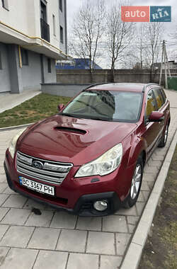 Subaru Outback 2013