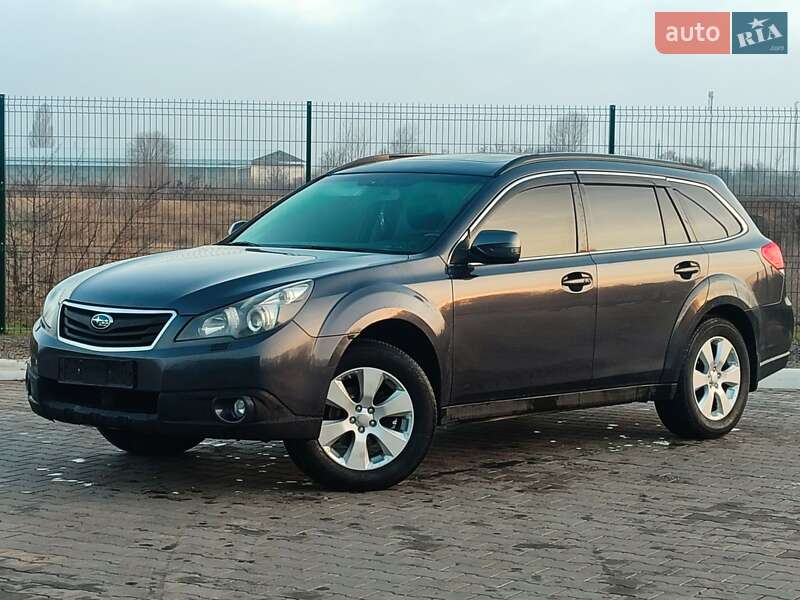 Універсал Subaru Outback 2012 в Петровому