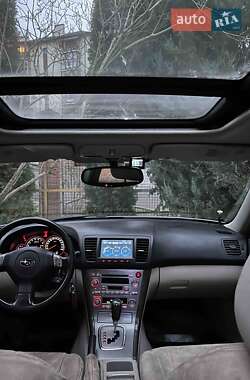 Универсал Subaru Outback 2004 в 