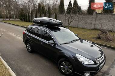 Универсал Subaru Outback 2010 в Ровно