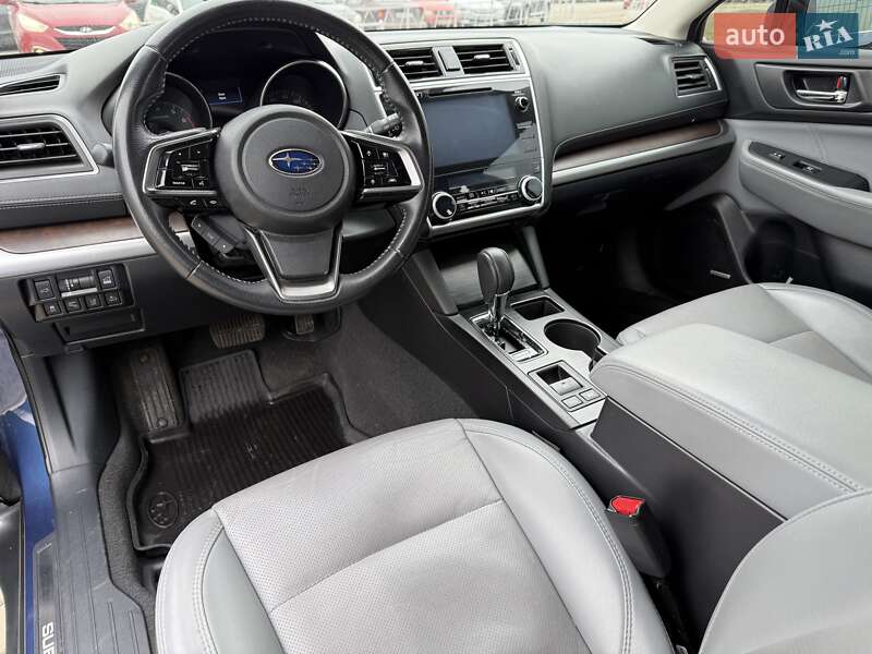 Универсал Subaru Outback 2019 в Киеве