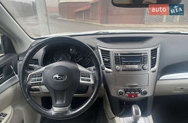 Универсал Subaru Outback 2012 в 