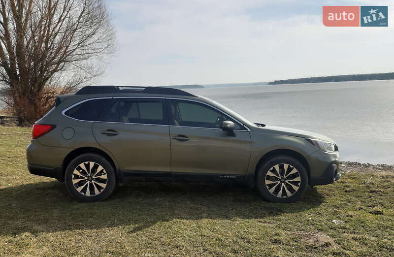 Универсал Subaru Outback 2017 в Луцке