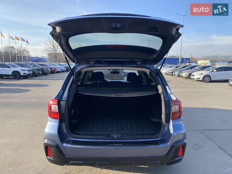 Універсал Subaru Outback 2018 в Дніпрі