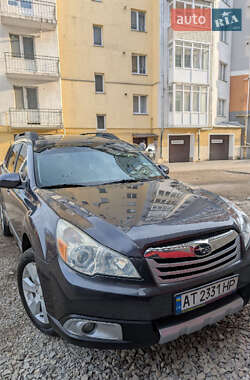 Универсал Subaru Outback 2010 в 