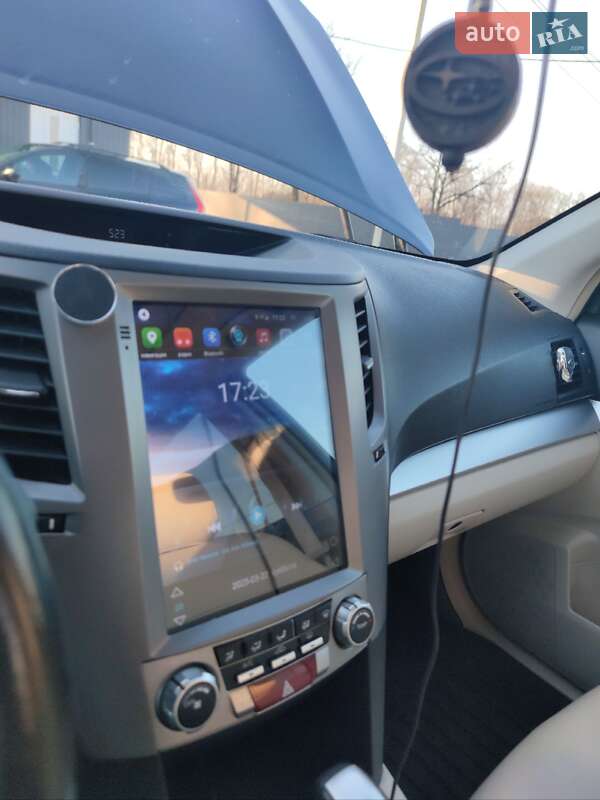 Универсал Subaru Outback 2014 в Сторожинце