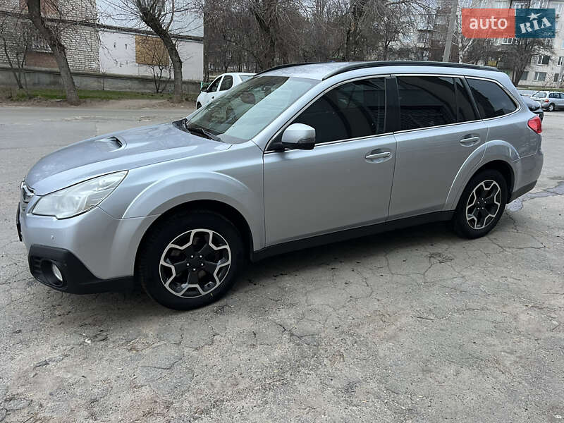 Subaru Outback 2013