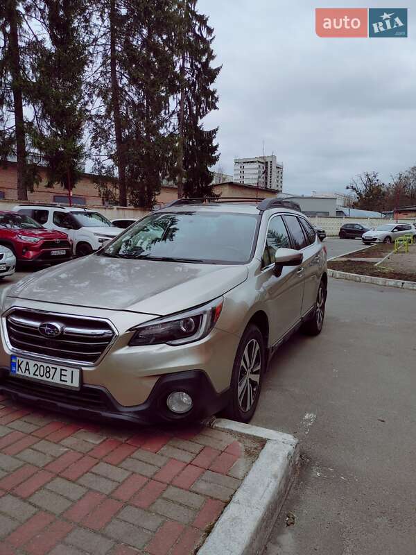 Subaru Outback 2018