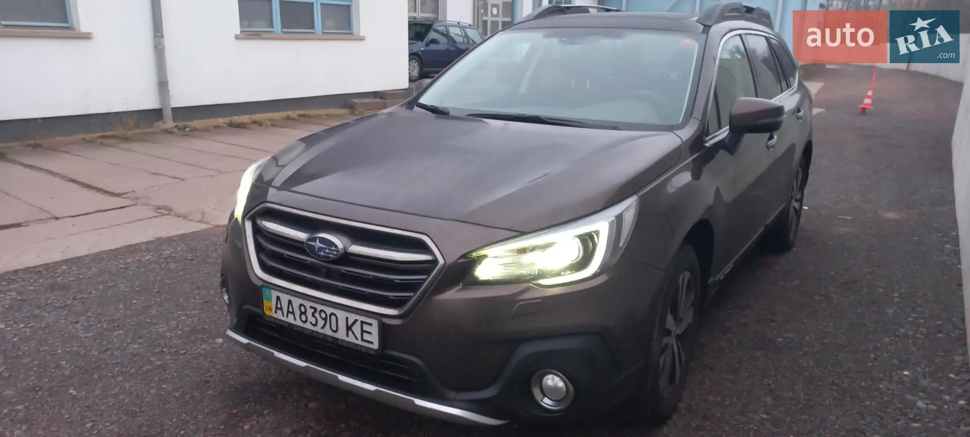 2019 Subaru Outback - мініатюра 2