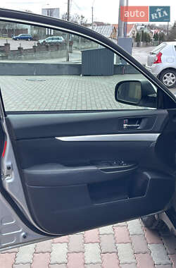 Универсал Subaru Outback 2011 в 