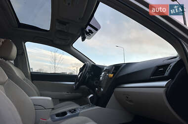 Универсал Subaru Outback 2010 в 