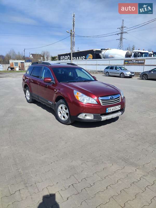 Subaru Outback 2011