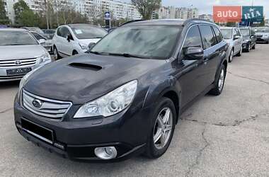 Универсал Subaru Outback 2010 в 