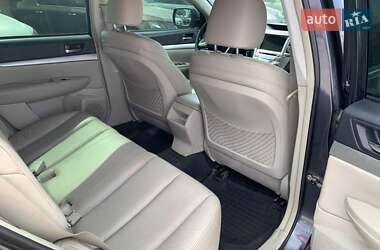 Универсал Subaru Outback 2010 в 