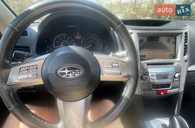 Универсал Subaru Outback 2010 в 