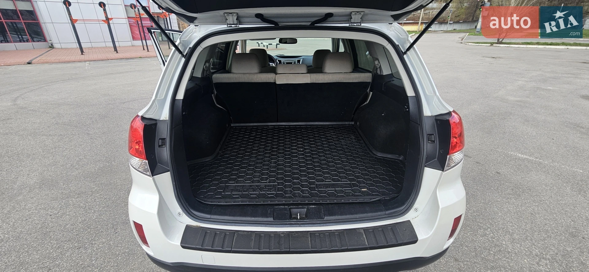 2014 Subaru Outback - мініатюра 19