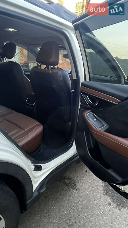 Универсал Subaru Outback 2019 в Киеве фото 10 Универсал Subaru Outback 2019 в Киеве