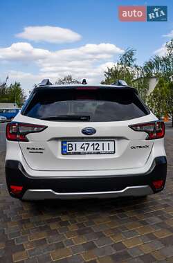 Позашляховик / Кросовер Subaru Outback 2024 в 