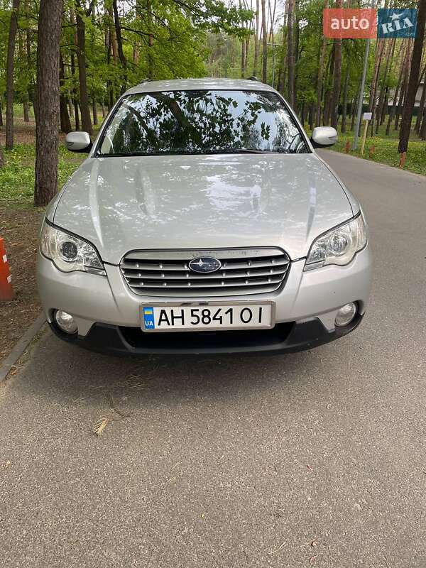 Универсал Subaru Outback 2007 в Киеве