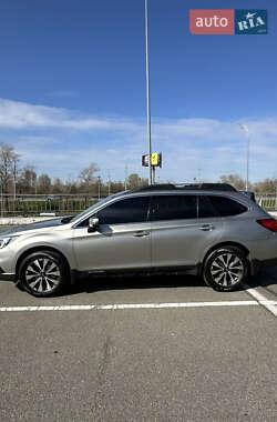 Универсал Subaru Outback 2015 в 