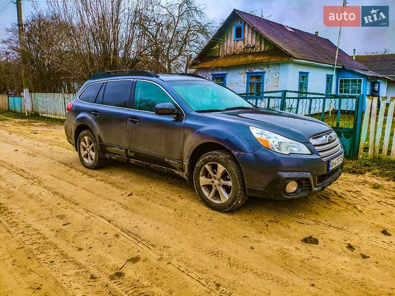 Универсал Subaru Outback 2014 в Березному