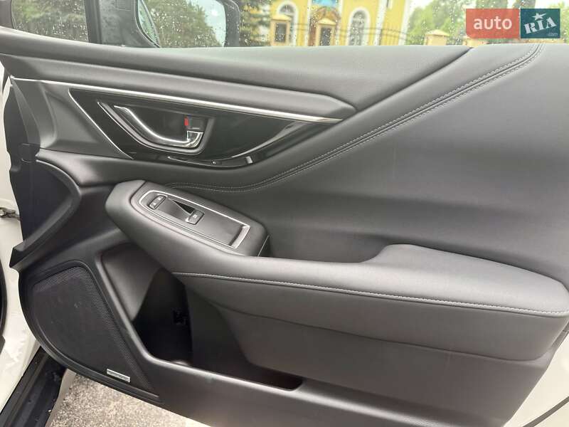 Универсал Subaru Outback 2020 в Киеве