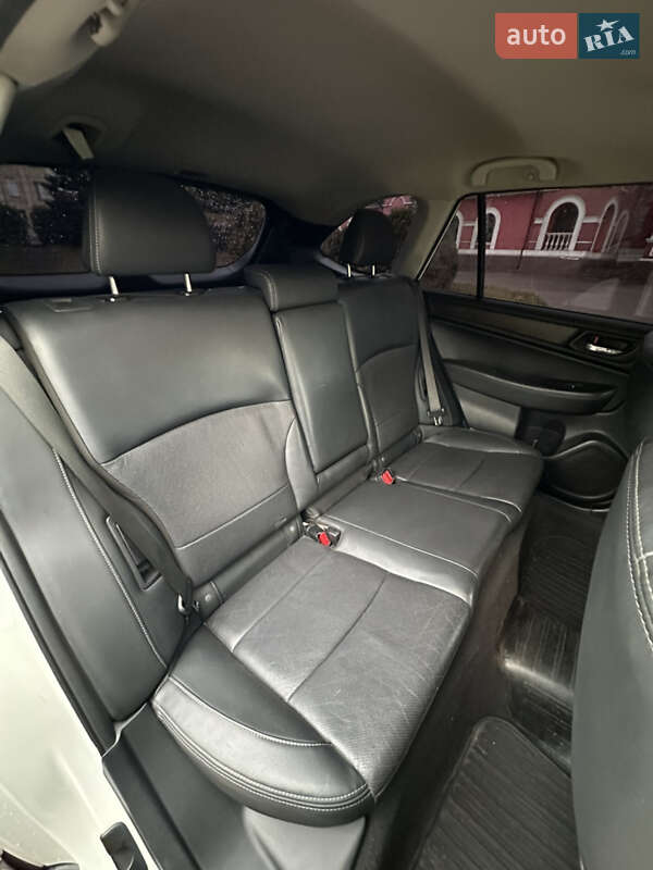Універсал Subaru Outback 2015 в Дніпрі