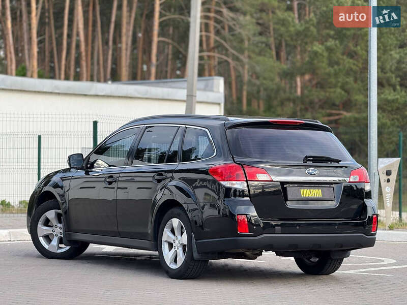 Універсал Subaru Outback 2013 в Києві