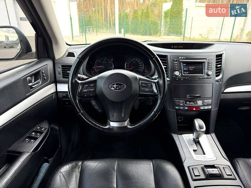 Універсал Subaru Outback 2013 в Києві