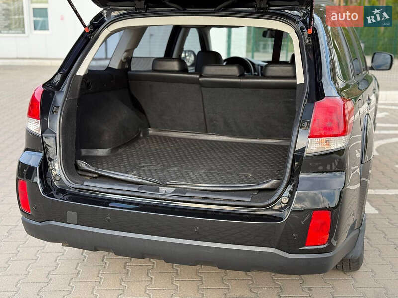 Універсал Subaru Outback 2013 в Києві