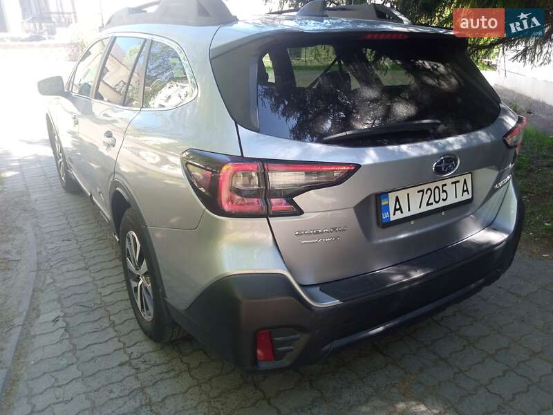 Subaru Outback 2020