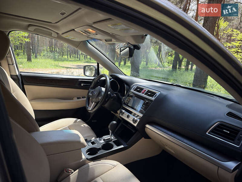 Универсал Subaru Outback 2015 в Каменском