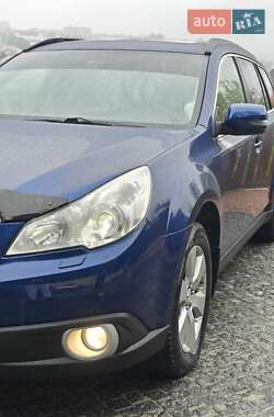 Универсал Subaru Outback 2011 в 