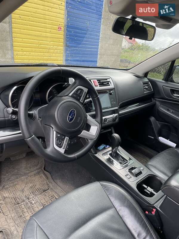 Subaru Outback 2015
