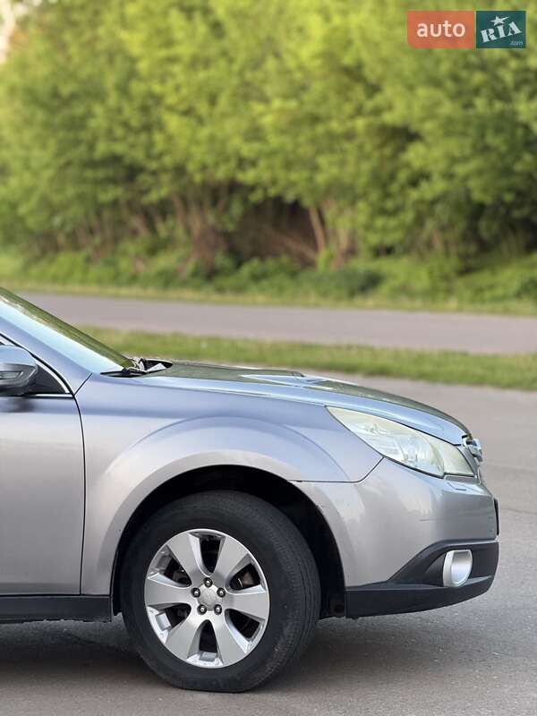 Универсал Subaru Outback 2010 в Киеве фото 6 Универсал Subaru Outback 2010 в Киеве