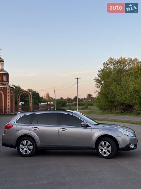 Универсал Subaru Outback 2010 в Киеве фото 11 Универсал Subaru Outback 2010 в Киеве