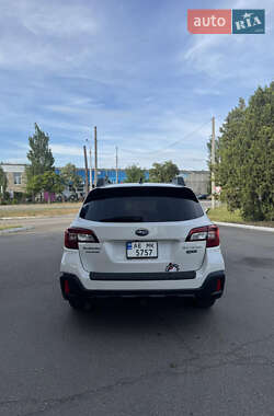 Универсал Subaru Outback 2018 в 