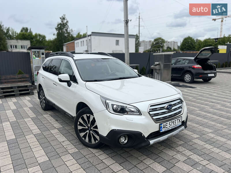Subaru Outback 2015