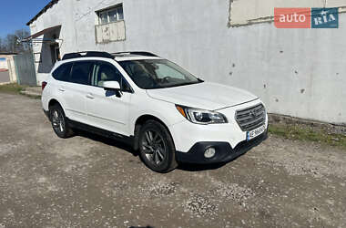 Универсал Subaru Outback 2015 в Сарнах
