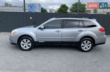 Универсал Subaru Outback 2012 в 