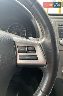 Универсал Subaru Outback 2012 в 