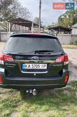 Универсал Subaru Outback 2011 в 