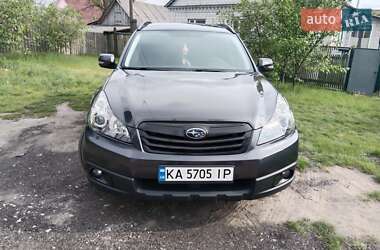 Универсал Subaru Outback 2011 в Барышевке