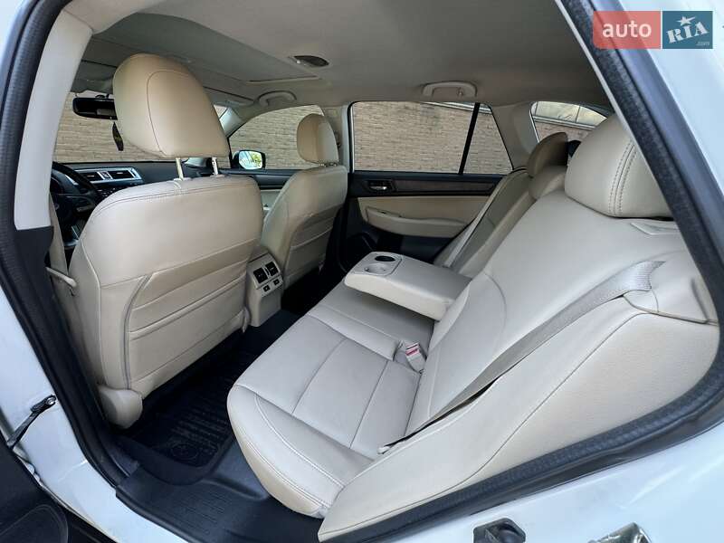 Універсал Subaru Outback 2016 в Одесі